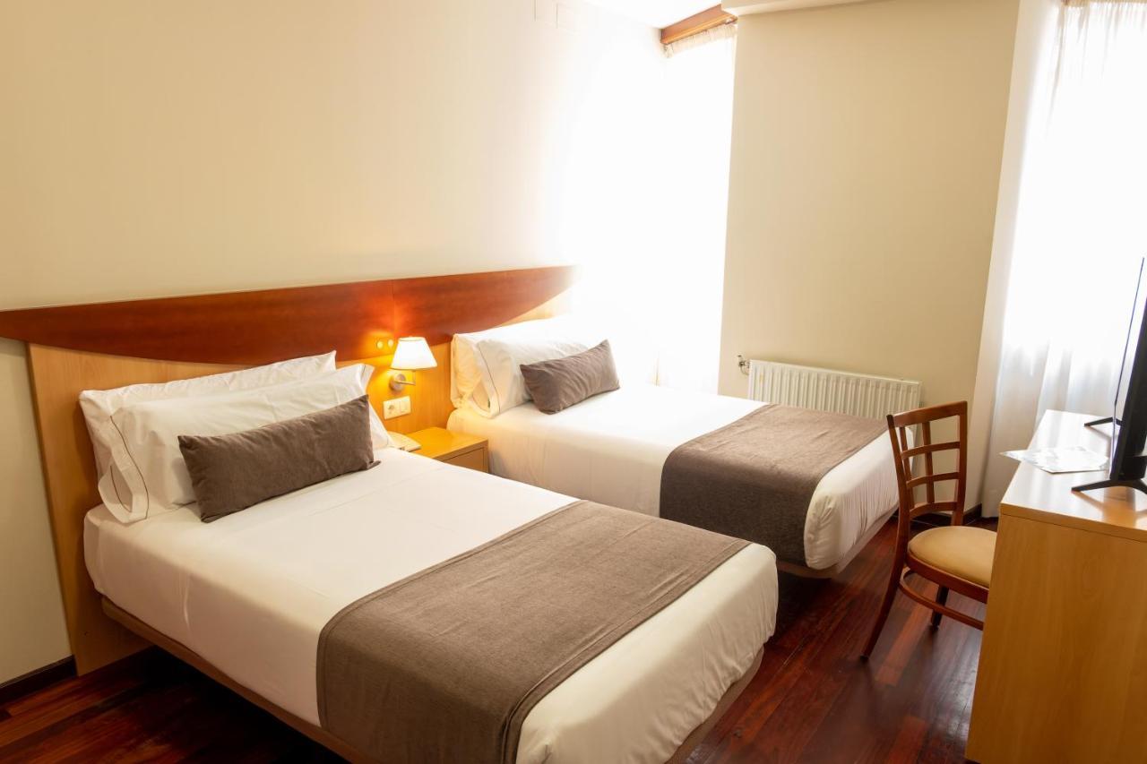 Hotel Real *